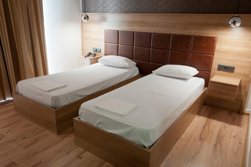 Metropolis Hotel Serres Luaran gambar